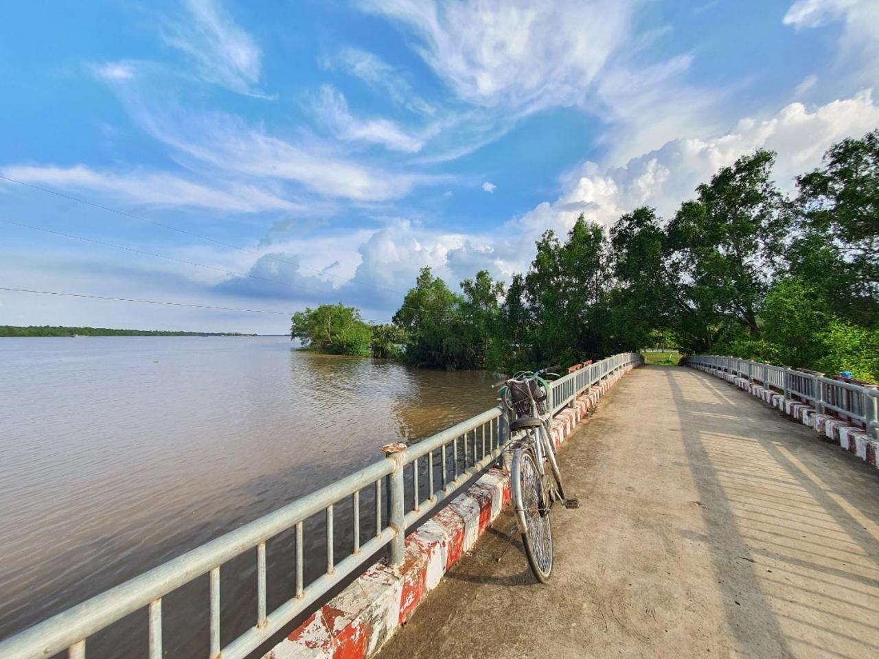 Nam Binh Homestay Ben Tre Exterior foto